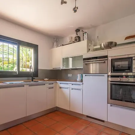 Casa Haiti Benissa カルプ
