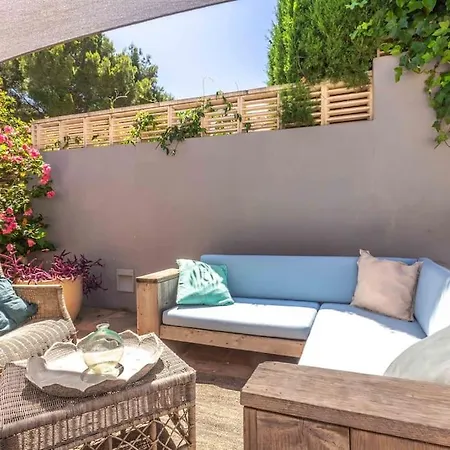 Casa Haiti Benissa カルプ